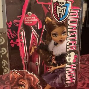 Monster High Doll in Purple and White 2012 new